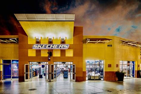 skechers outlet paramus nj.